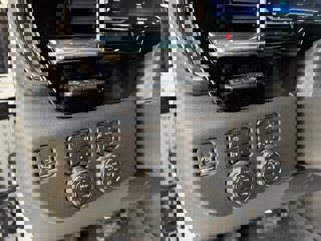 Used 2023 Chevrolet Silverado 1500 High Country w/ High Country Premium Package image 23