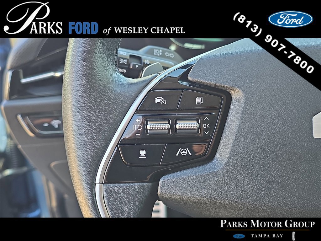 Used 2023 Kia Niro SX Touring image 29