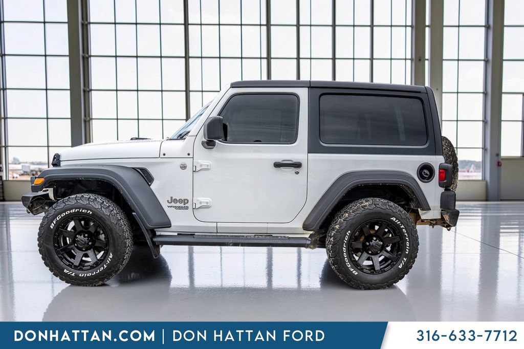 Used 2020 Jeep Wrangler Sport AWD/4WD image 2