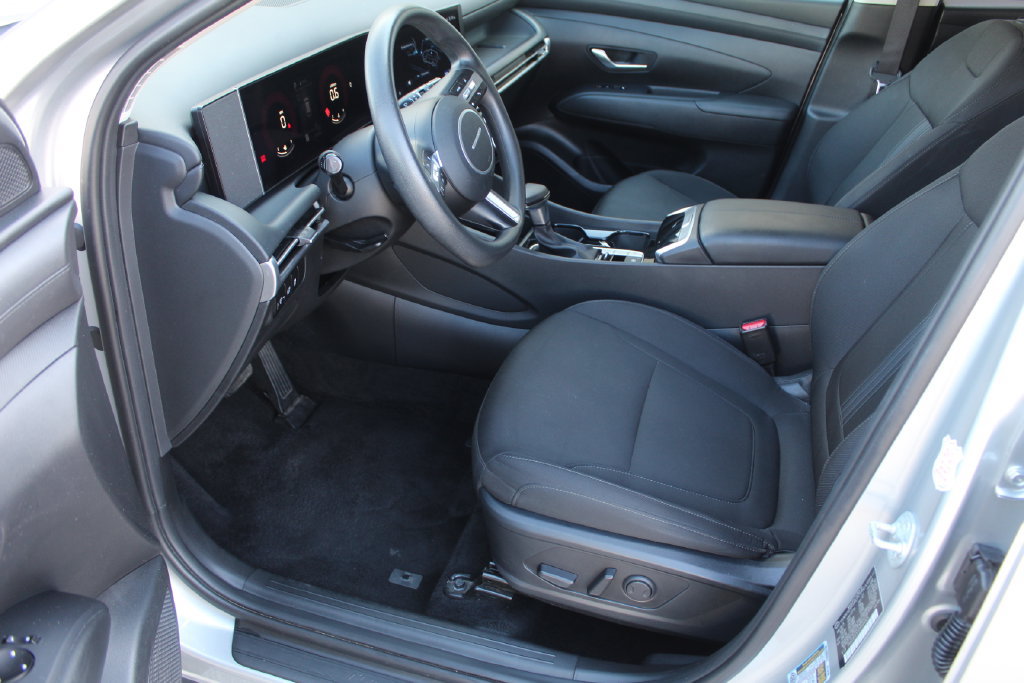 Used 2025 Hyundai Tucson SEL FWD image 26