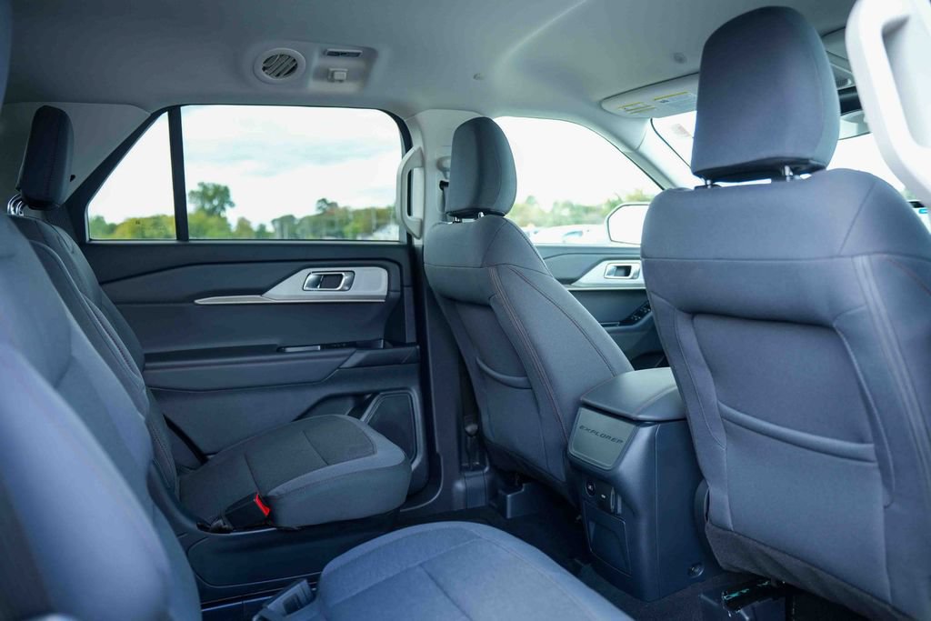 Certified 2026 Ford Explorer Active AWD/4WD image 22