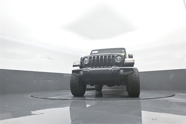 Used 2021 Jeep Gladiator Willys image 28