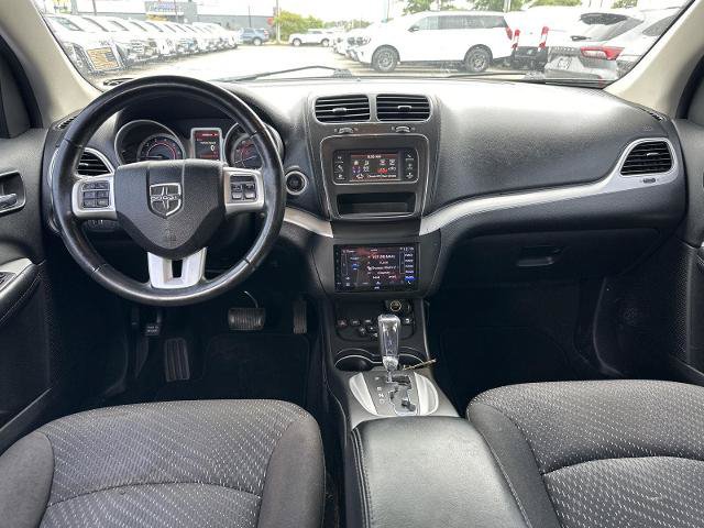 Used 2018 Dodge Journey SXT w/ Connectivity Group FWD image 12