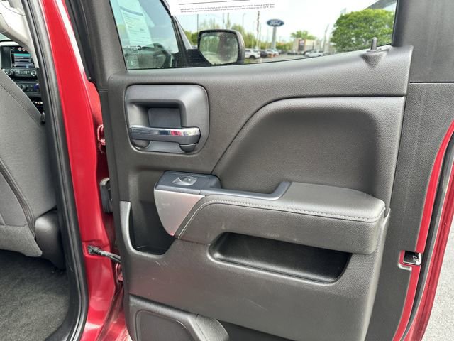 Used 2018 Chevrolet Silverado 1500 LT w/ All Star Edition AWD/4WD image 39