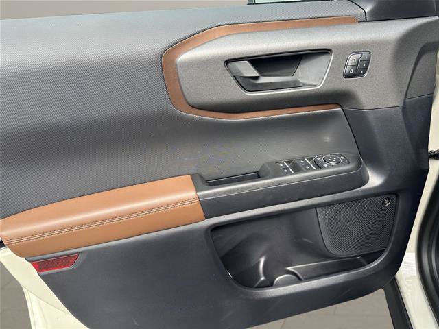 Certified 2025 Ford Bronco Sport Outer Banks w/ Outer Banks Tech Package+ AWD/4WD image 11