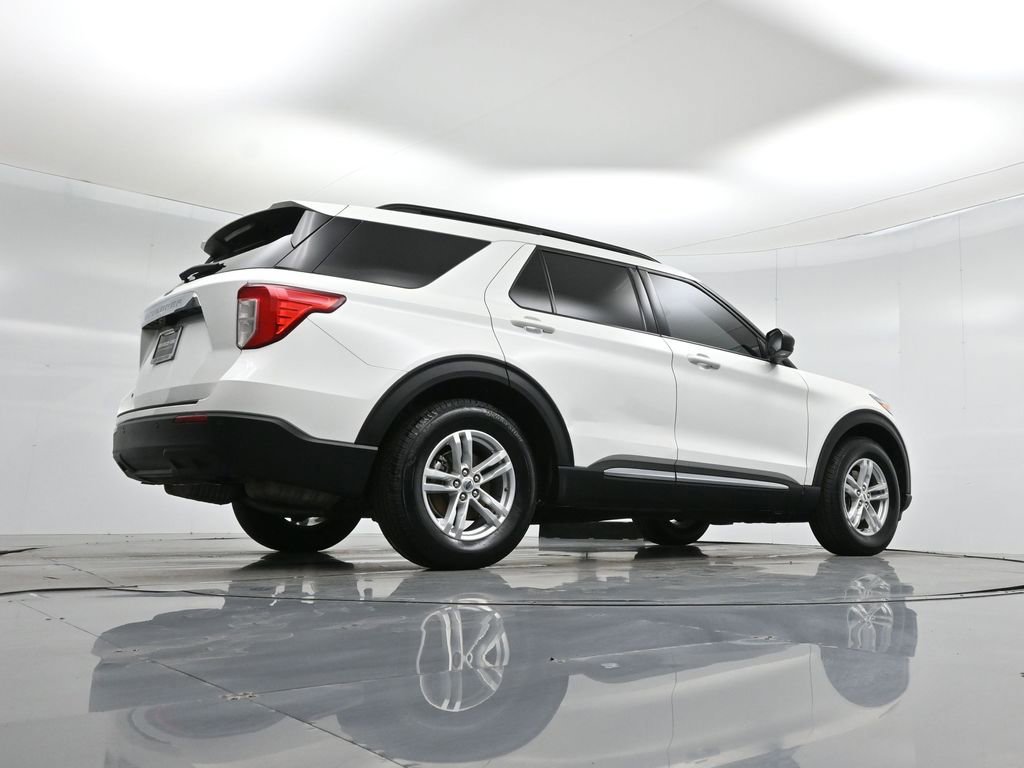Certified 2023 Ford Explorer XLT image 15