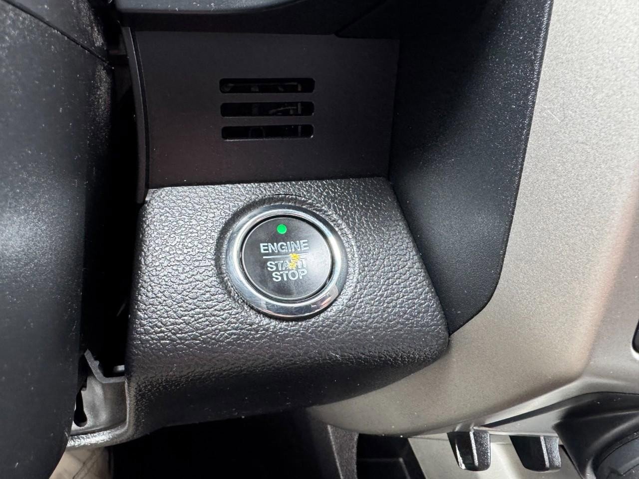 Certified 2019 Ford F150 Lariat w/ Equipment Group 502A Luxury image 22