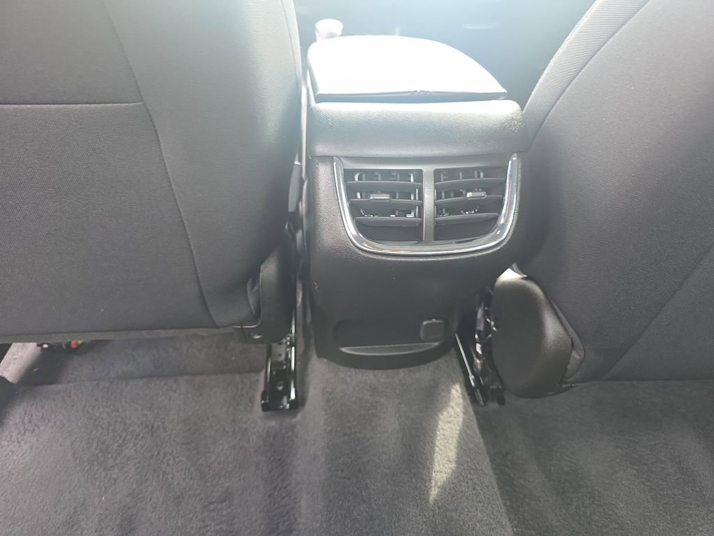 Used 2023 Chevrolet Malibu LT FWD image 38