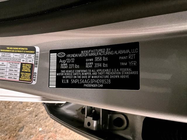 Used 2023 Hyundai Elantra SEL w/ Convenience Package FWD image 32