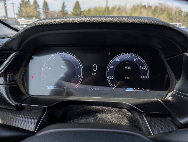 Used 2023 Jeep Grand Cherokee Laredo AWD/4WD image 22