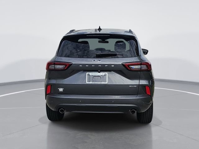 Certified 2023 Ford Escape ST-Line w/ Tech Pack #1 AWD/4WD image 4