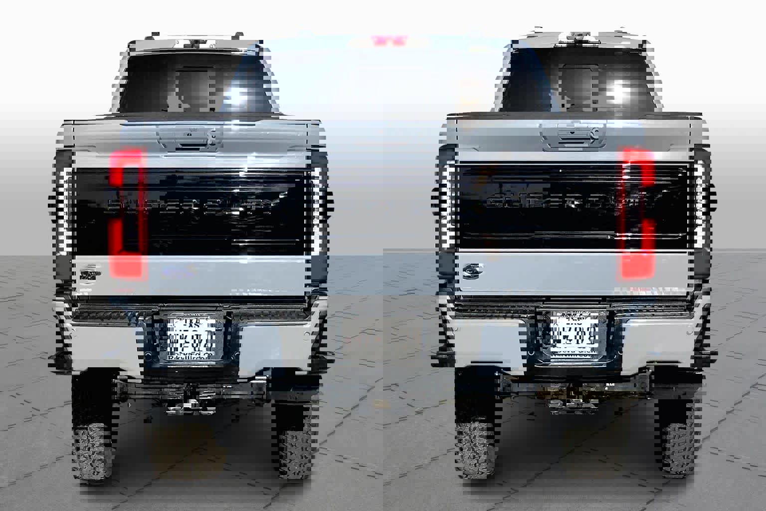 Certified 2025 Ford F250 Platinum image 4