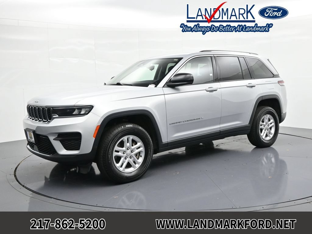 Used 2023 Jeep Grand Cherokee Laredo w/ Luxury Tech Group I