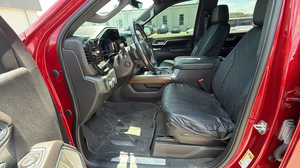 Used 2022 Chevrolet Silverado 1500 High Country w/ Technology Package AWD/4WD image 25
