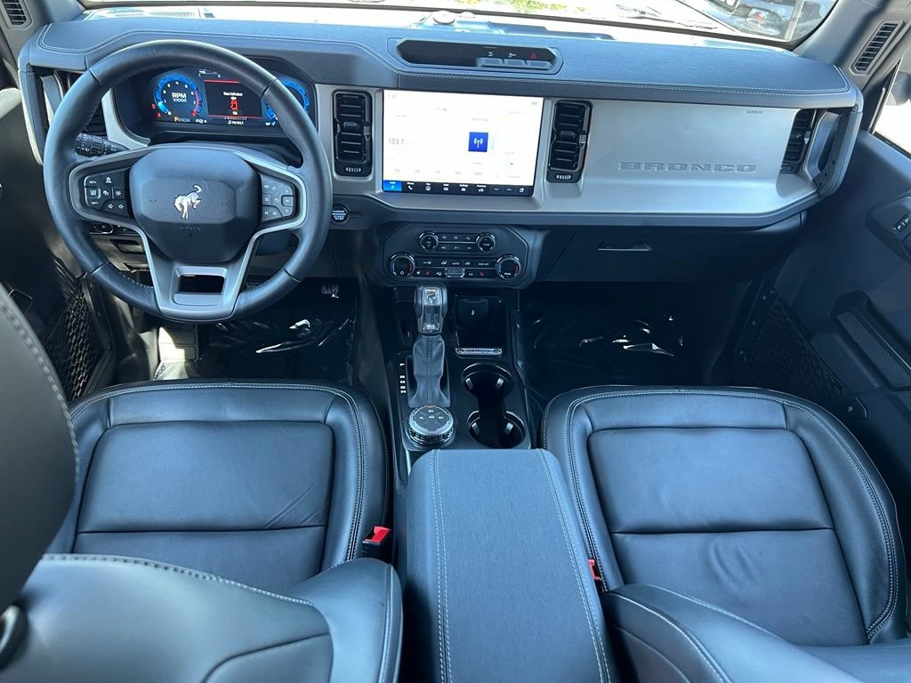 Certified 2025 Ford Bronco Outer Banks AWD/4WD image 18