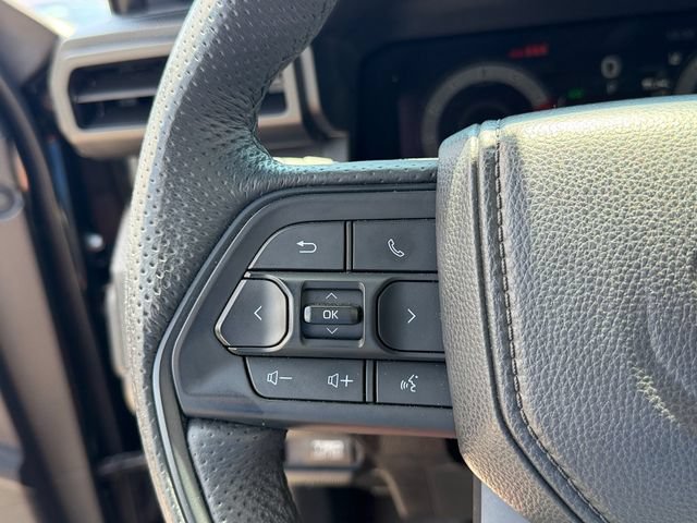 Used 2025 Toyota Tacoma TRD Pro AWD/4WD image 28