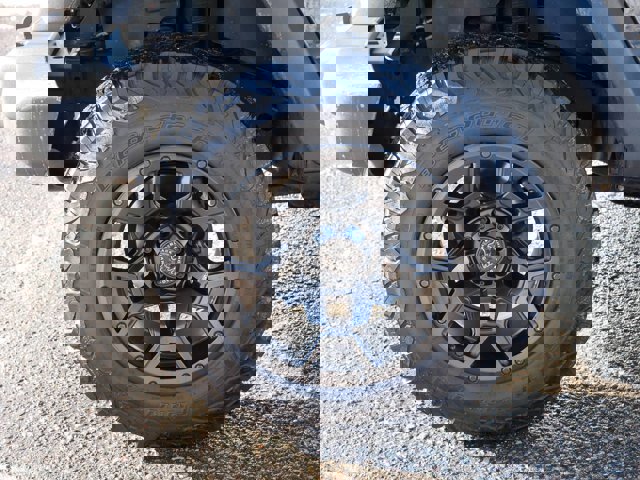 Used 2017 Jeep Wrangler Unlimited Rubicon w/ Connectivity Group image 10