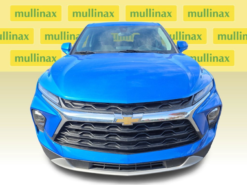 Used 2025 Chevrolet Blazer LT AWD/4WD image 16