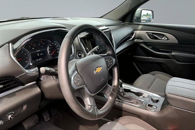 Used 2023 Chevrolet Traverse LT FWD image 14