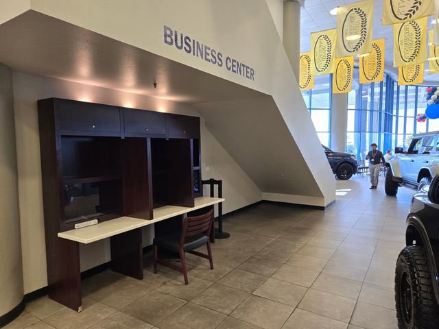 Used 2022 RAM 2500 Tradesman w/ Chrome Appearance Group image 15