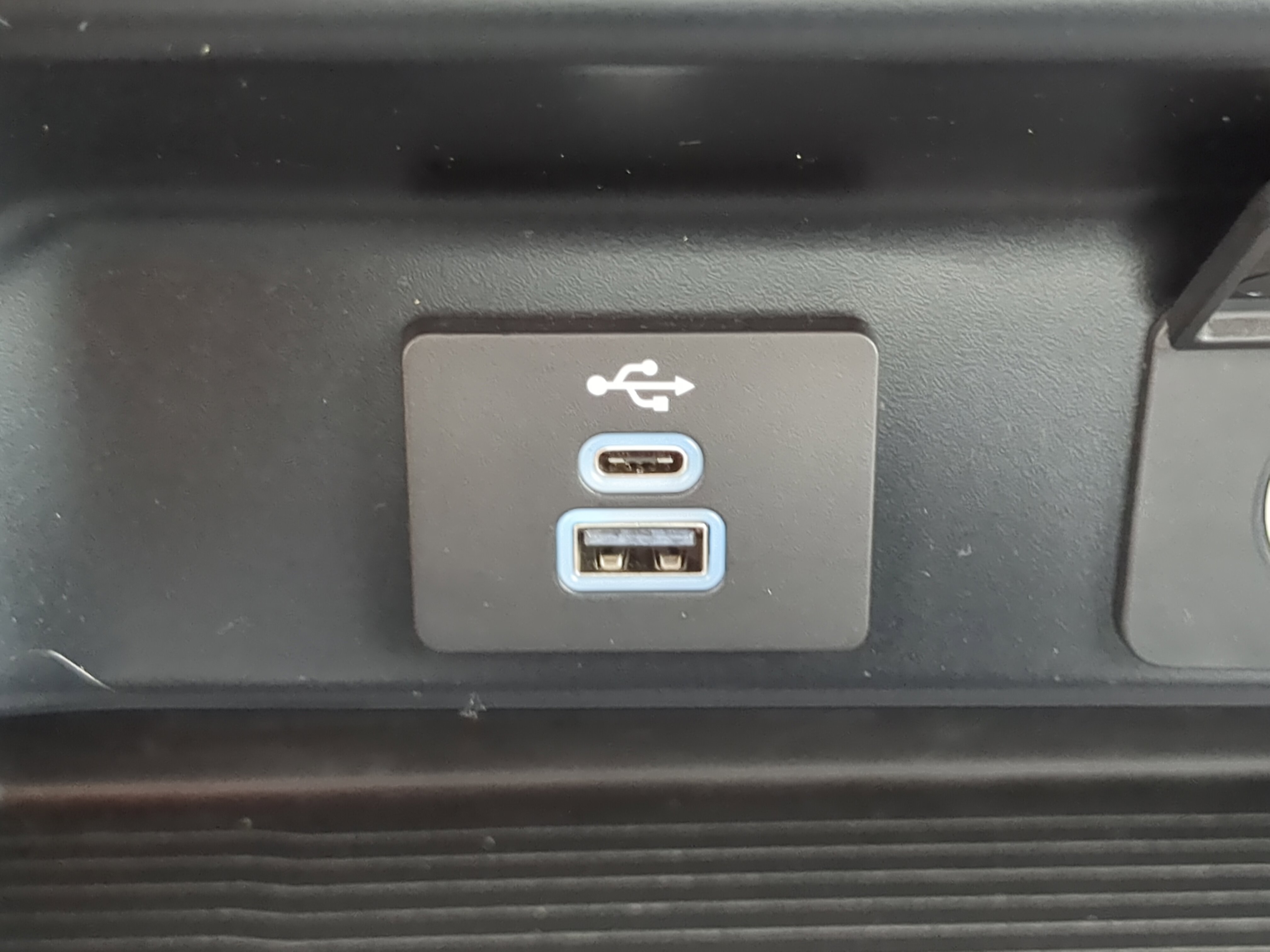 Certified 2025 Ford F350 XL w/ 360-Degree Camera Package AWD/4WD image 19