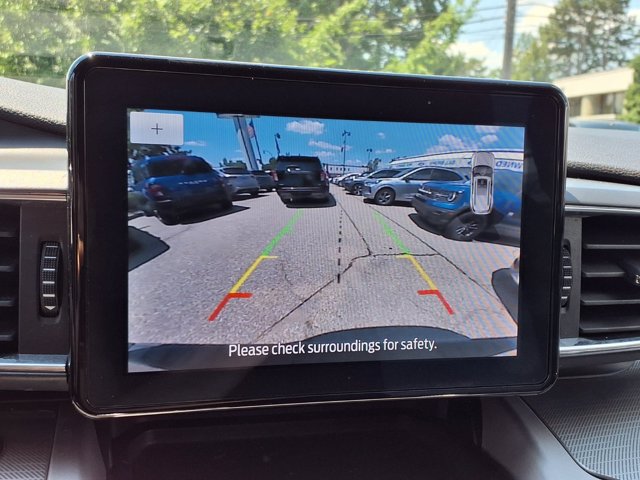 Certified 2024 Ford Explorer XLT w/ Equipment Group 202A AWD/4WD image 9
