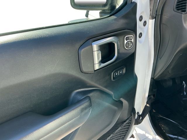 Used 2020 Jeep Gladiator Sport w/ Quick Order Package 24S image 11