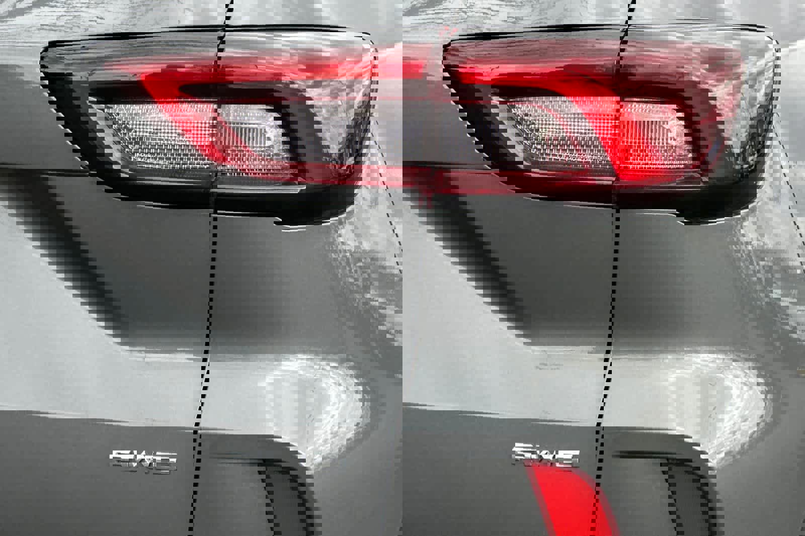 Certified 2025 Ford Escape Platinum image 28