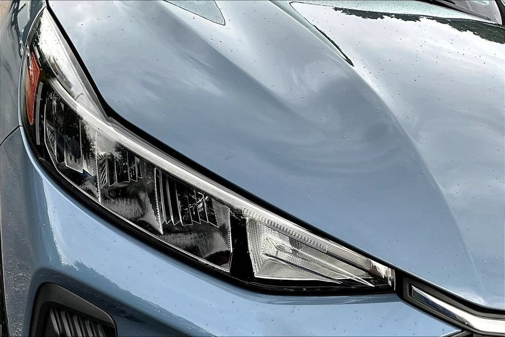Certified 2025 Ford Escape Active w/ Cold Weather Package FWD image 32