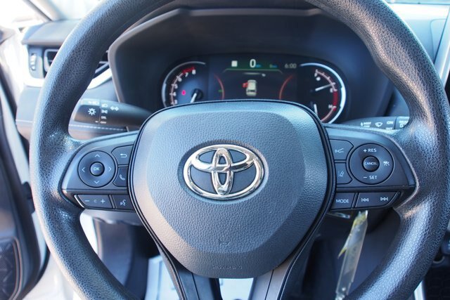 Used 2024 Toyota RAV4 LE FWD image 21