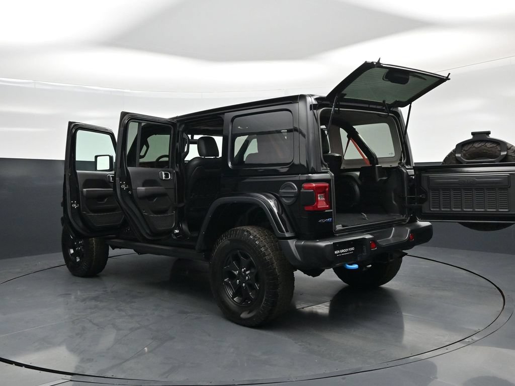 Used 2023 Jeep Wrangler Unlimited Rubicon 4xe AWD/4WD image 35