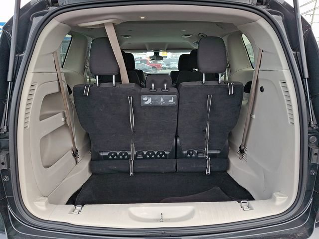 Used 2017 Chrysler Pacifica LX image 28