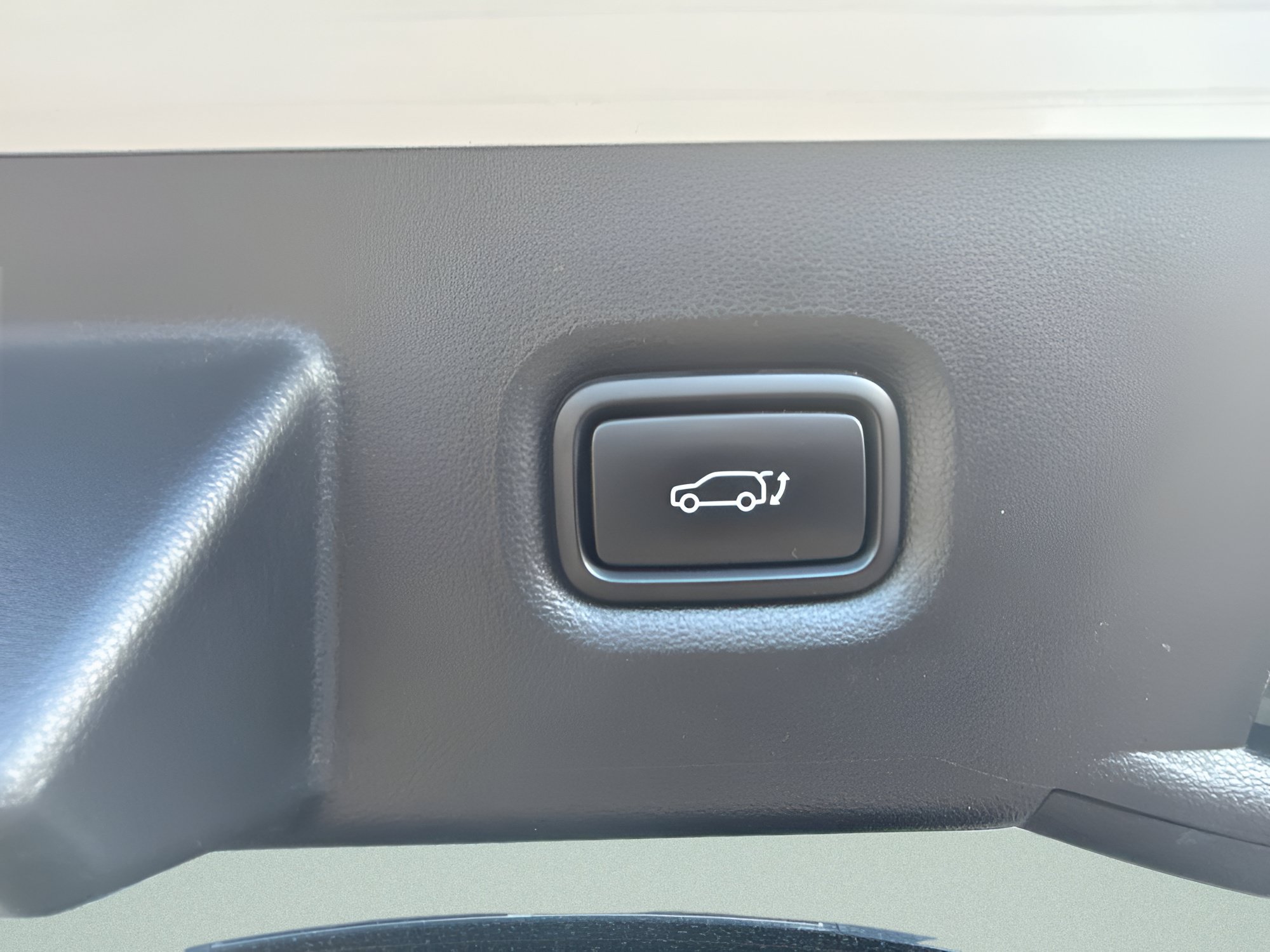 Used 2024 Hyundai Ioniq 5 SEL AWD/4WD image 17