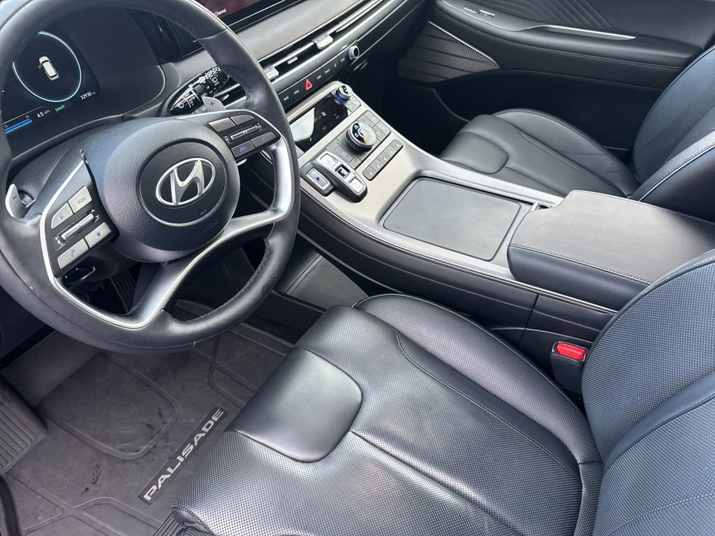 Used 2024 Hyundai Palisade Calligraphy image 9