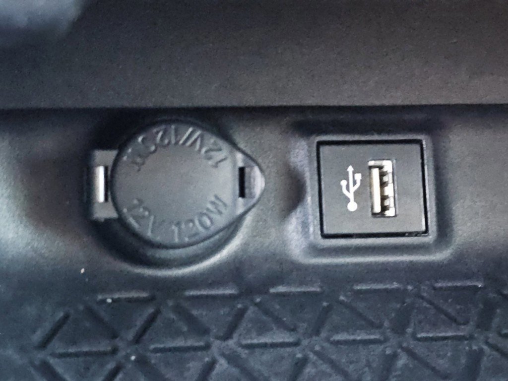 Used 2023 Toyota RAV4 XLE image 18