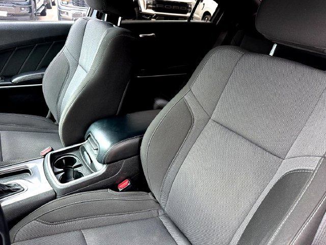 Used 2022 Dodge Charger SXT RWD image 11