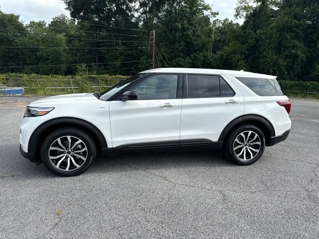 Certified 2022 Ford Explorer ST-Line w/ Class IV Trailer Tow Package RWD image 9