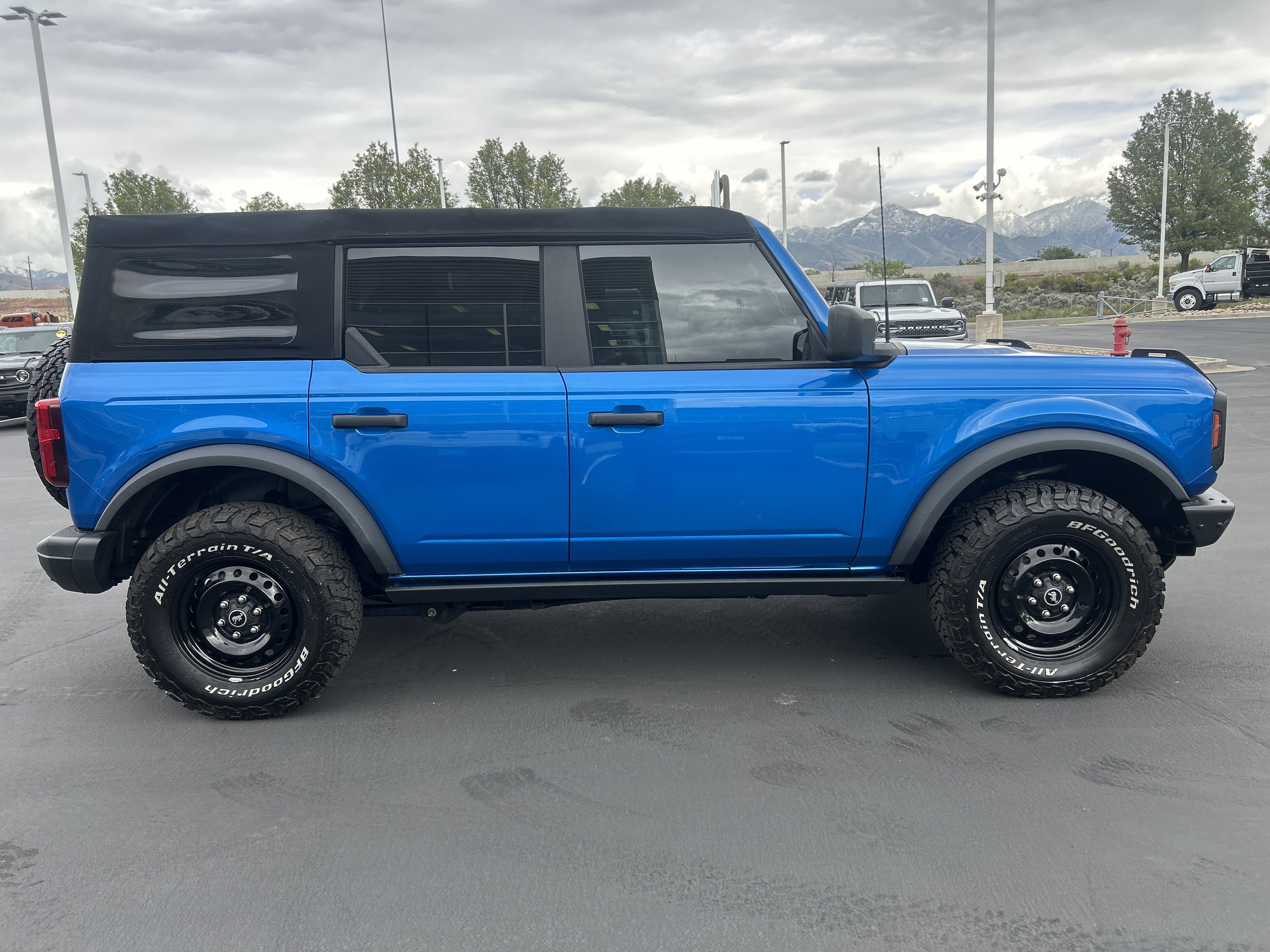 Certified 2021 Ford Bronco Black Diamond AWD/4WD image 8