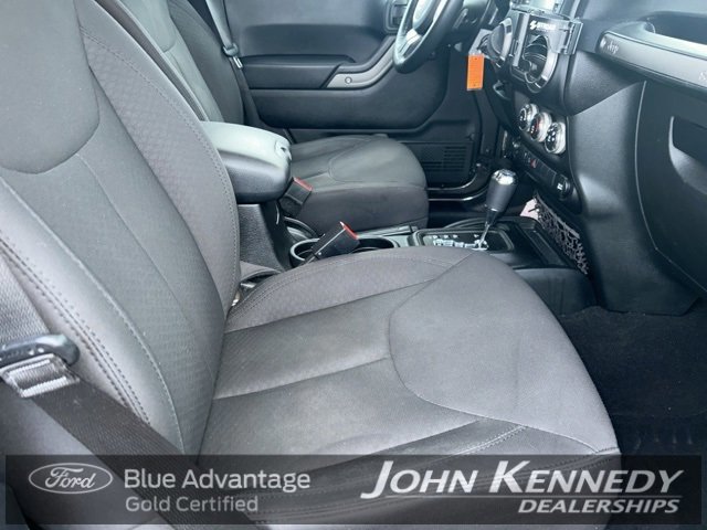 Used 2018 Jeep Wrangler Unlimited Sport S image 28