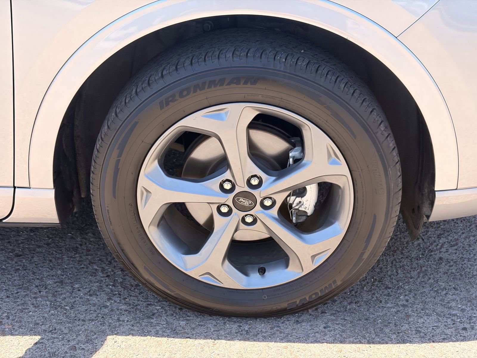 Certified 2024 Ford Escape ST-Line AWD/4WD image 9