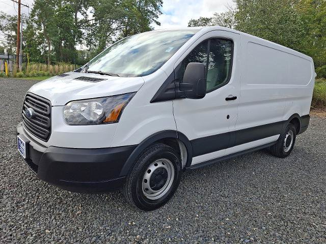 Certified 2017 Ford Transit 150 130 Low Roof RWD image 3