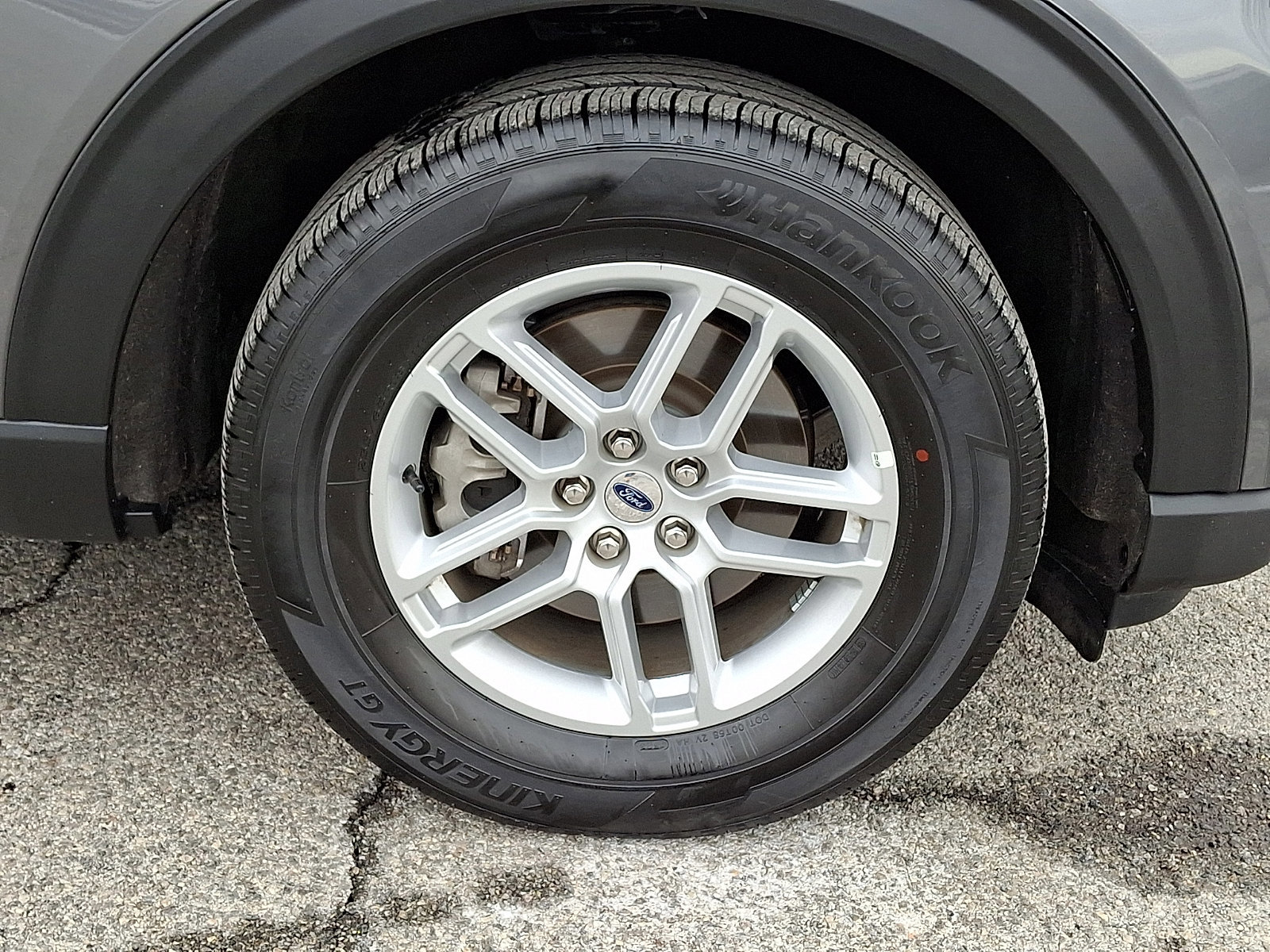 Certified 2025 Ford Explorer Active image 11