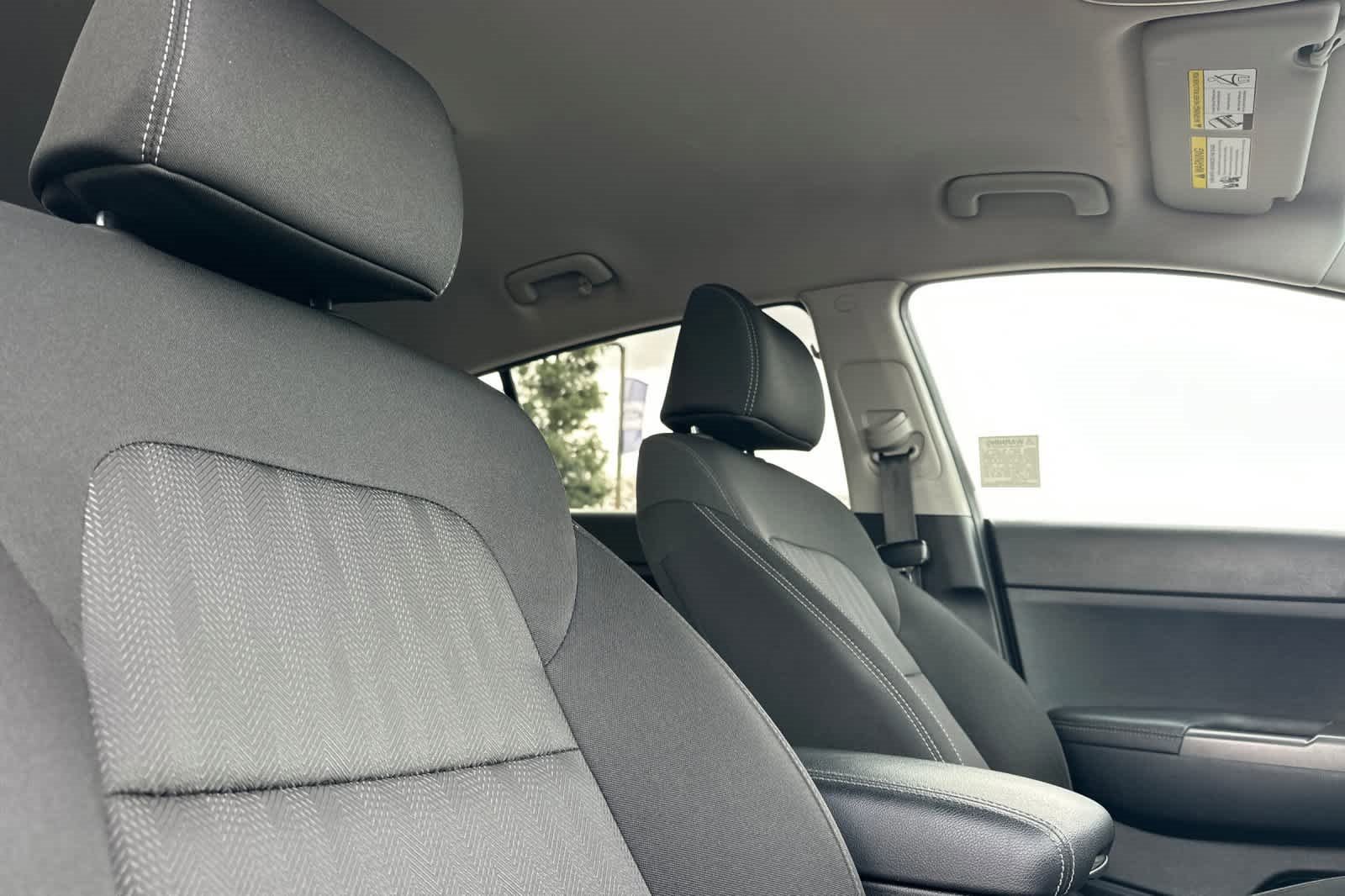 Used 2022 Kia Sportage LX image 18