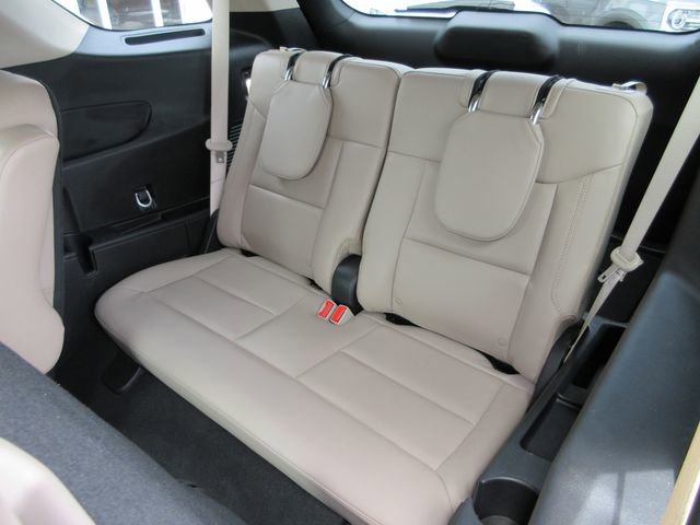 Certified 2023 Ford Explorer Limited w/ Limited Technology Package AWD/4WD image 31