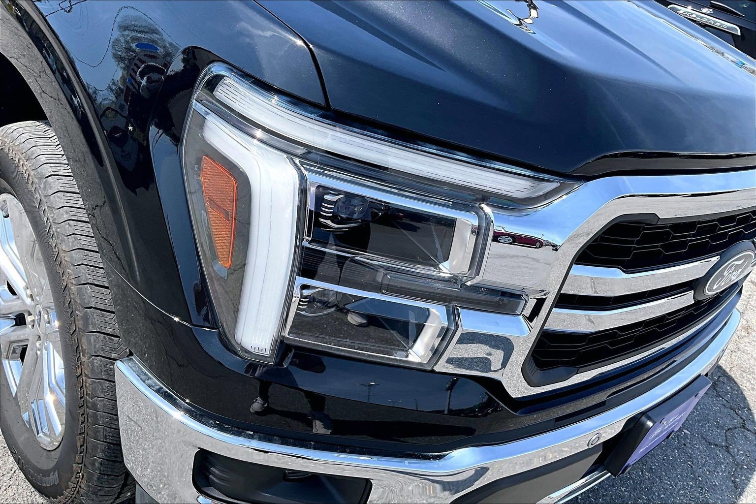 Certified 2025 Ford F150 Lariat w/ Equipment Group 502A High AWD/4WD image 30