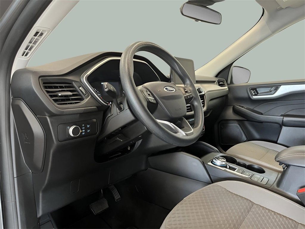 Certified 2022 Ford Escape SE image 15