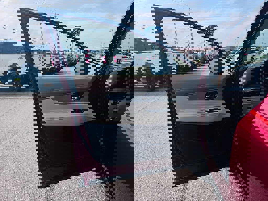 Used 2026 Nissan Murano Platinum w/ Cargo Package image 9