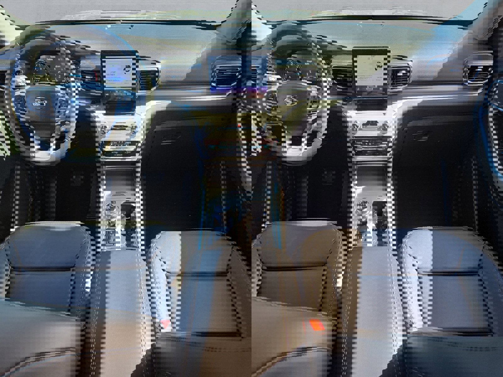 Certified 2023 Ford Explorer XLT w/ Equipment Group 202A image 9