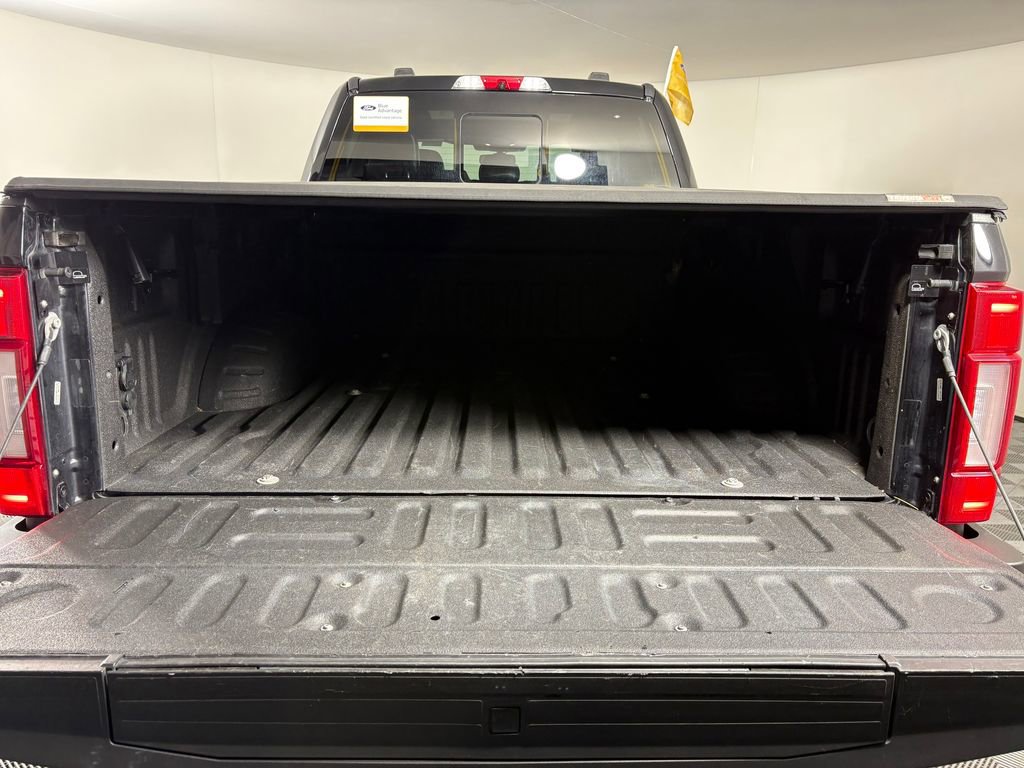 Certified 2022 Ford F350 Platinum w/ Tremor Off-Road Package AWD/4WD image 33