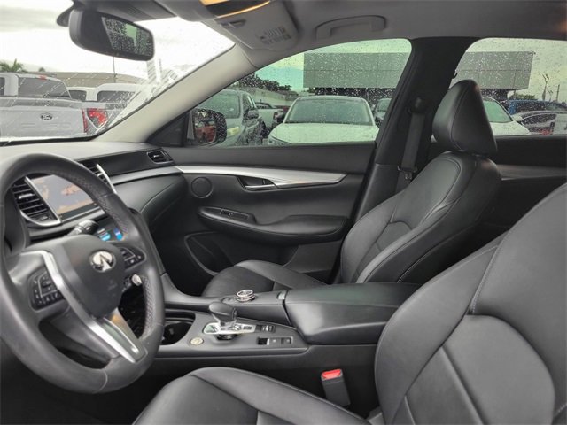 Used 2020 INFINITI QX50 Luxe w/ Navigation Package image 18